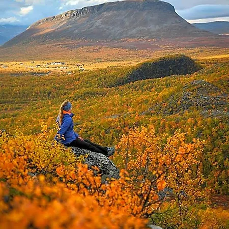 Kilpisjaerven Retkeilykeskus *