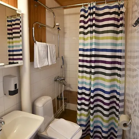 Kilpisjaerven Retkeilykeskus *