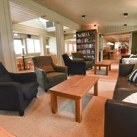 Kilpisjaerven Retkeilykeskus